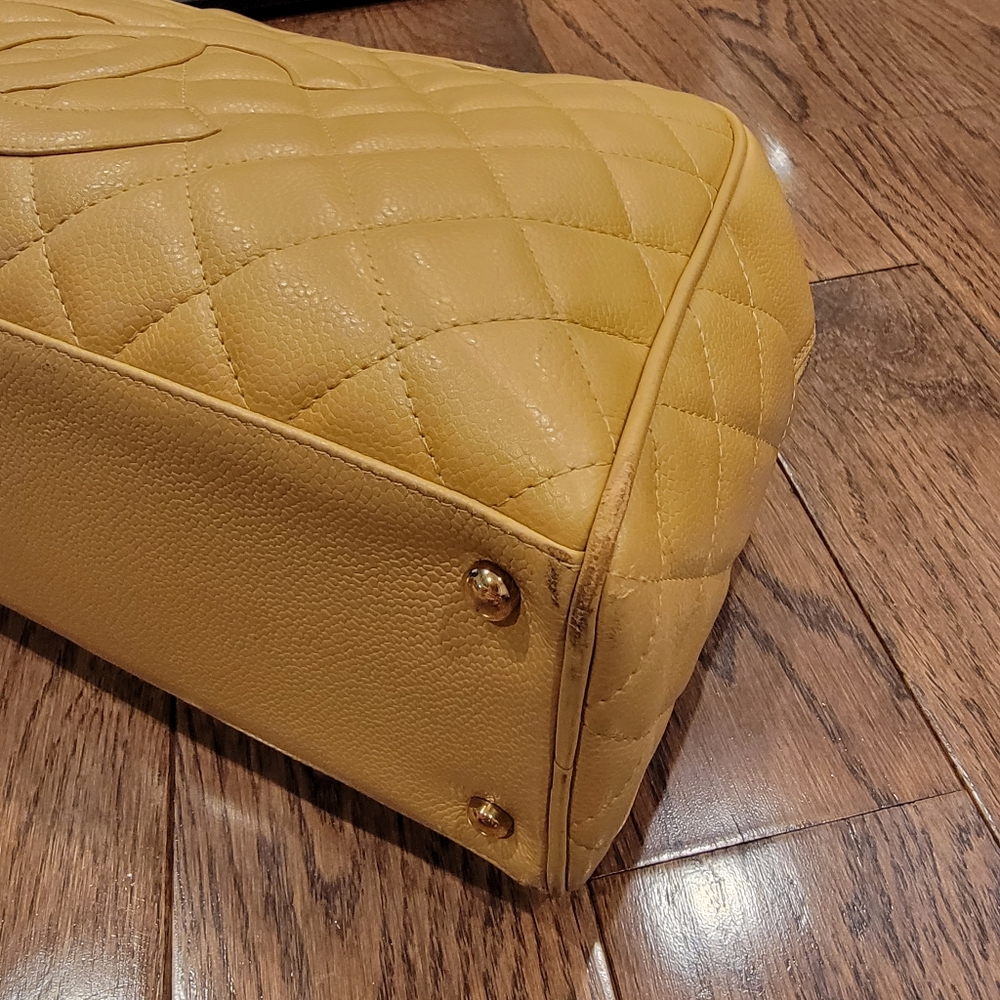 Authentic Chanel biege caviar bowling bag - Picture 5 of 7